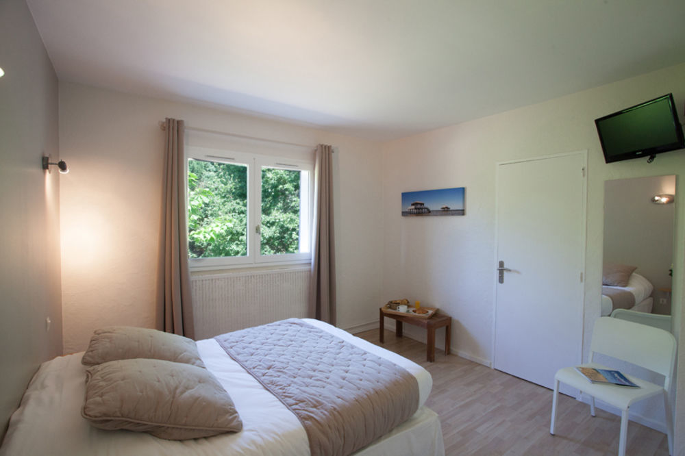 Hotel La Ferme D'En Chon 비스카로세 외부 사진