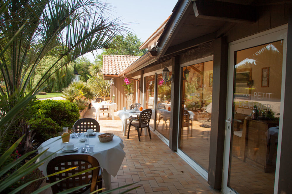 Hotel La Ferme D'En Chon 비스카로세 외부 사진